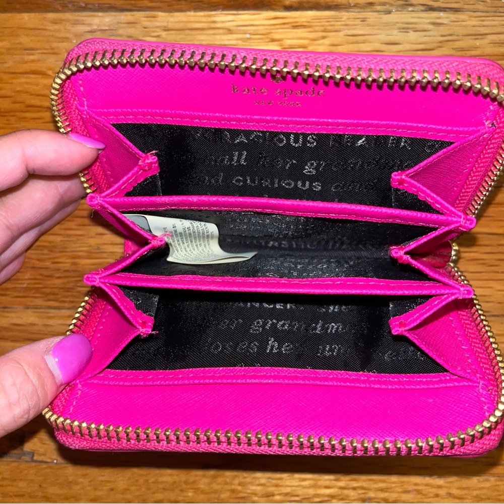 Kate Spade “L” Key Pouch - Picture 15 of 16